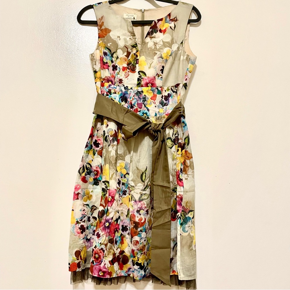 APANAJE (Germany) Beige Floral Print Women’s Dress Size 6